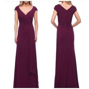 NWT La Femme Cap Sleeve Sheath Dress Size 10 Dark Berry